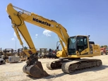 Used Excavator in yard for Sale